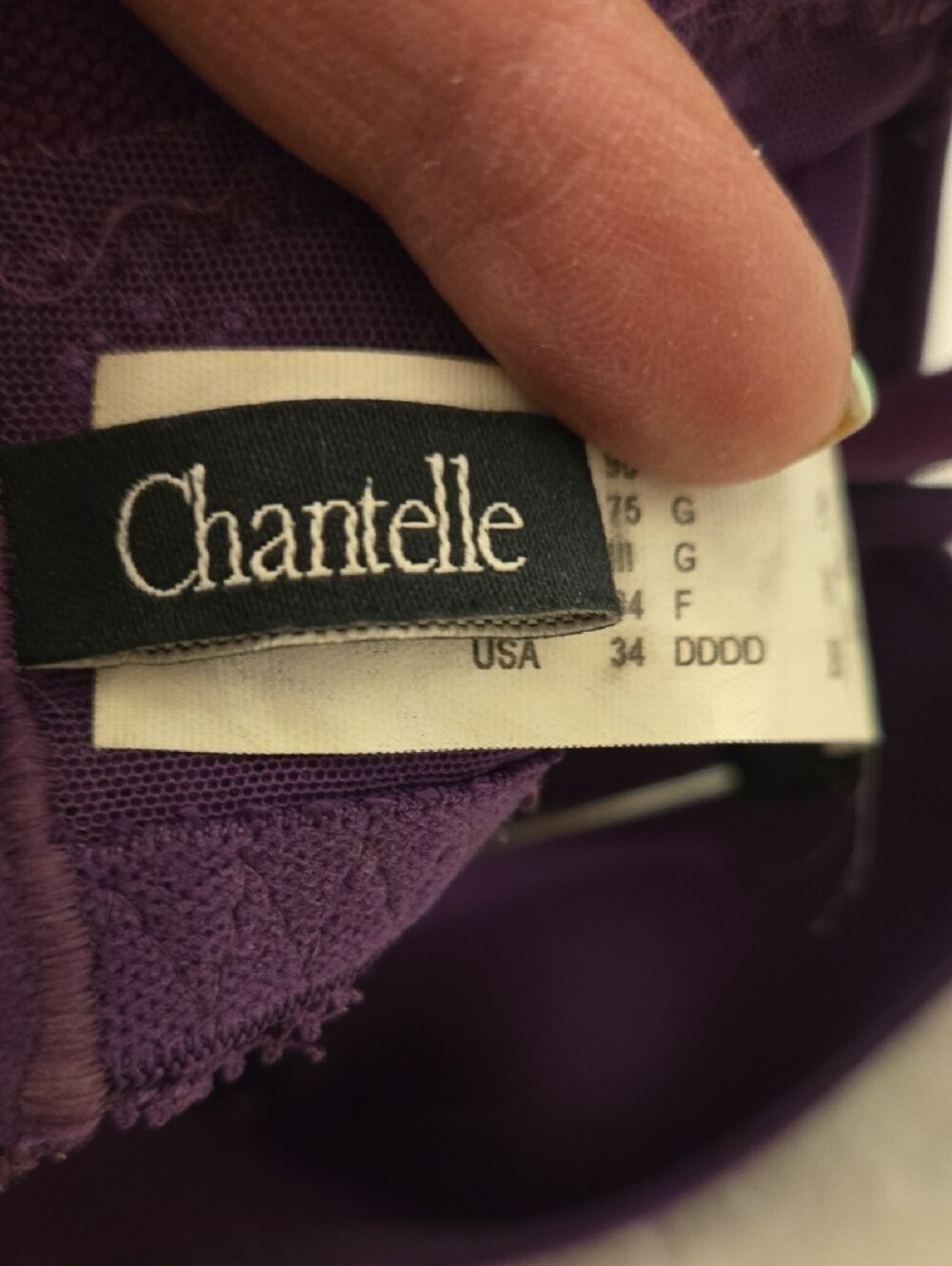 Chantelle 34G Smooth Molded Underwire Bra in Deep Purple - Picture 2 of 3